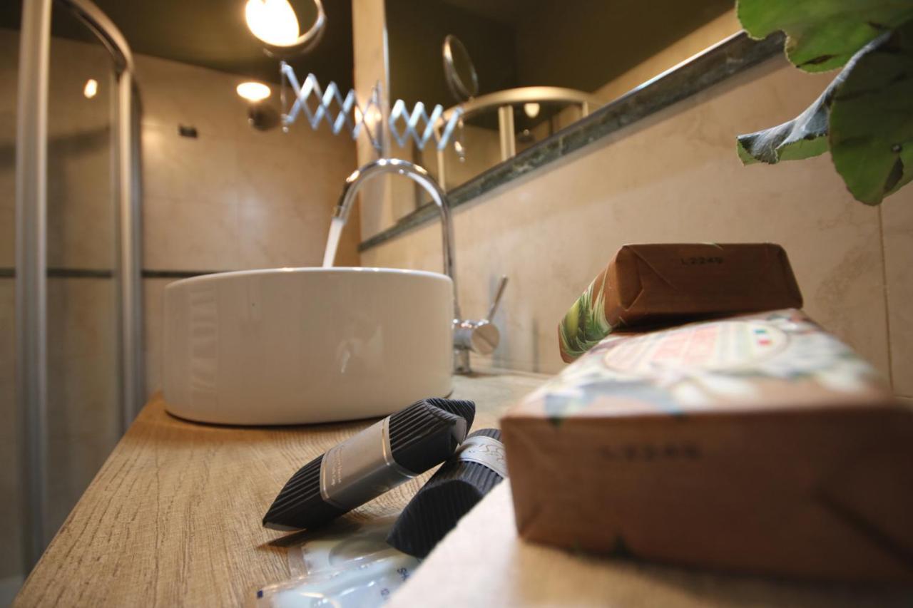Boschetto Monti Apartment Рим Екстериор снимка